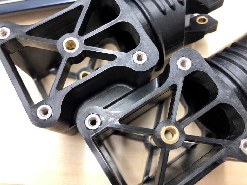 PlaQuickは【インサート成形】も対応可能か？ - PlaQuick プラクイック